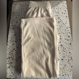 NWT Medium Sweatpants